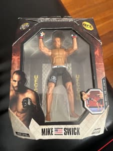 UFC MIKE SWICK figurine