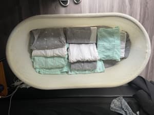 SNOO Happiest baby bassinet 