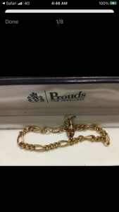 375 Gold Bracelet with Charm