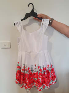 New Origami Girls Size 10 White & Floral Dress