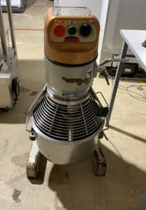 Dough mixer robot