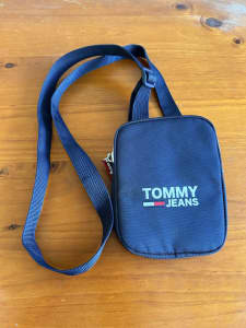 Tommy jeans bag new condition