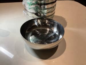 Stainless steel mixing bowl total of ( 9 )