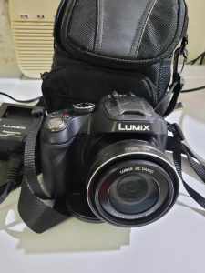 Panasonic Lumix DMC-FZ70 camera