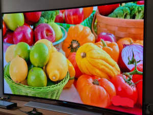 Samsung UA65HU9000WXRD Curved UHD Smart TV with 3D Player