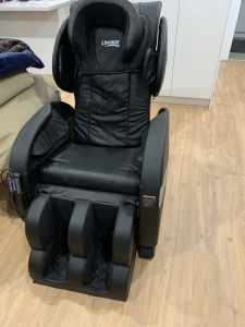 Livemor Delmue Electric Massage Chair