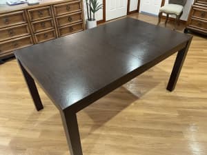 Extension Dining Table, Freedom
