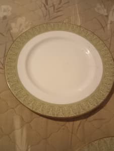 Wanted: Antique plates big ones