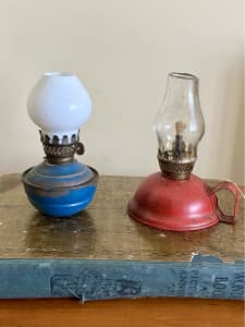 Vintage decorative small kelly pixie oil lamps