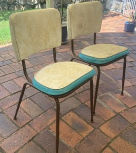 Retro Chairs - 6 x old style retro chairs