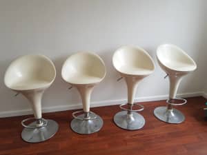 GENUINE 1970's EGG CHAIRS  set of 4