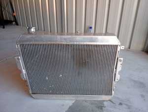 Custom high performance aluminium radiator