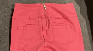 Pieces pink slimming jeans sz 12-14 zip at back