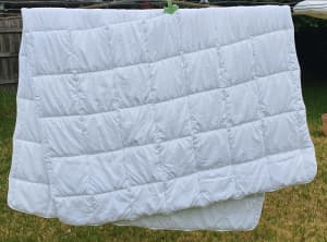 Single size quilt Simba with cover, WASHED, like NEW, Carlton pickup
