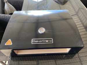 Bakerstone Pizza Box - never used