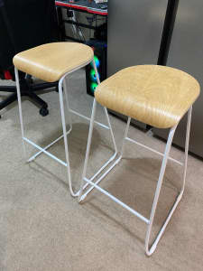 BRAND NEW BAR STOOL FOR SALE