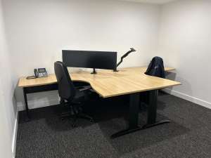 1800mm Corner Desk & Heavy Duty Office Chair. 6 Weeks Old