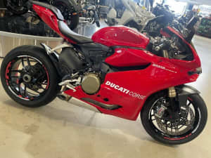 2013 Ducati 1199 Panigale S 1200CC Sports 1198cc