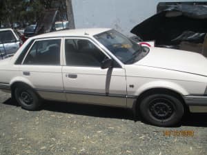 FORD LASER  1989 AUTO