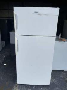 Electrolux 520 liters fridge freezer