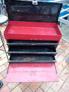A very heavy duty old tool box 