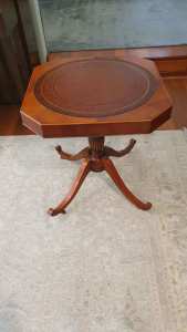 ANTIQUE REPRODUCTION LEATHER TOP OCC/TABLE