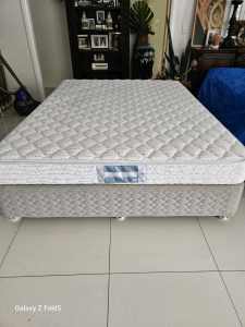 Immaculate Queen Bed 