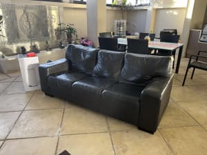 Set of 2x fake-leather couches