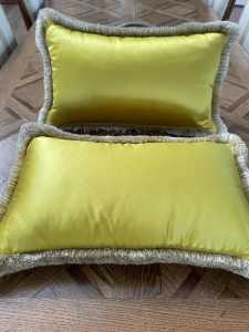 Decorative throw cushions x 4 Chartreuse