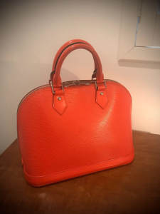 LV Louis Vuitton Piment Epi Leather Alma PM Womens Handbag