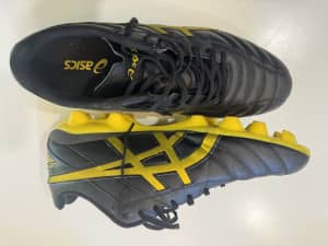 Lethal Speed RS men’s footy boots. Size: US 12
