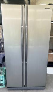 Samsung side by side fridge/freezer