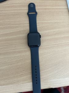 Apple Watch SE GPS 40mm Midnight Aluminium Case