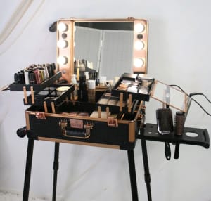 Portable Makeup Station with wheel