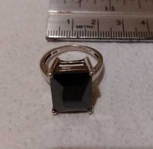 Silver black stone ring
