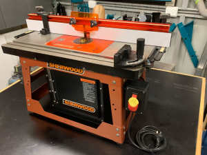 SHERWOOD ROUTER TABLE & ROUTER MOTOR