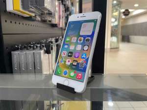 iPhone 8 64GB White with Warranty