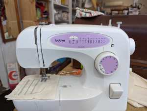 Brother XL-2230 Sewing Machine