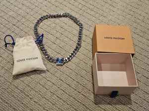Rare Louis Vuitton mens necklace enamel