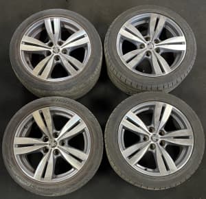 COMMODORE VF SV6 18 RIMS & TYRES *SET OF 4 WHEELS*