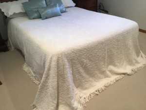 Chenille Double Bedspread