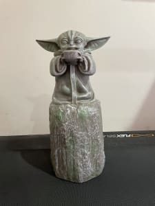 Star Wars Garden Statue - Grogu