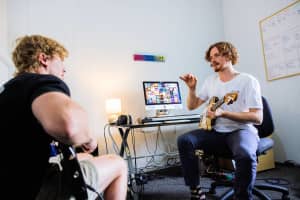 Guitar & Vocal Tutoring by Graham Moes