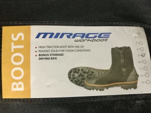 Mirage traction work boots with storage bag size 9