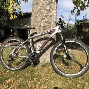 Trek mountain bike “6000 series” (S)
