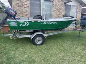 5HP Yamaha outboard boat & trailer