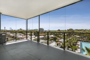 Armadale Penthouse Style Luxury | OPEN TODAY, SAT 13 AUG, 1-1:10PM