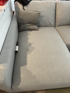 Good conditions 3-set sofa (with kits)