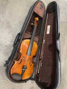 Corrado Stradivarius Model 220 Student 1/2 Size Violin