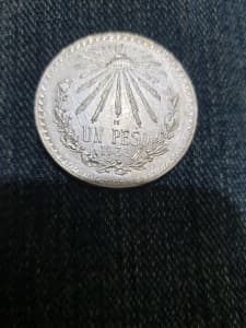 1933 Mexico Silver 1 Un Peso Dollar Coin UNC Bullion